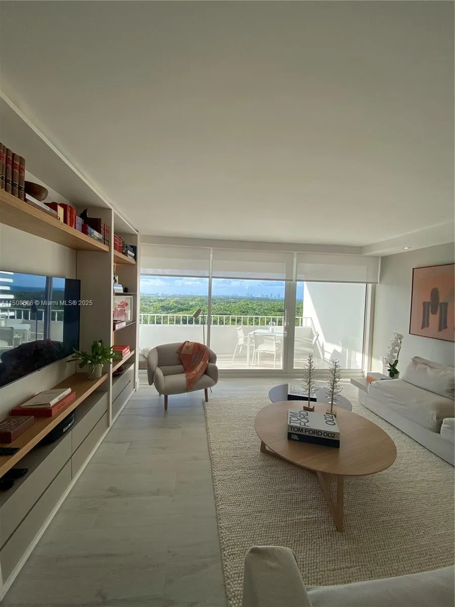 Key Biscayne, Florida 33149, United States, 2 Bedrooms Bedrooms, ,2 BathroomsBathrooms,Residential,Active,67419