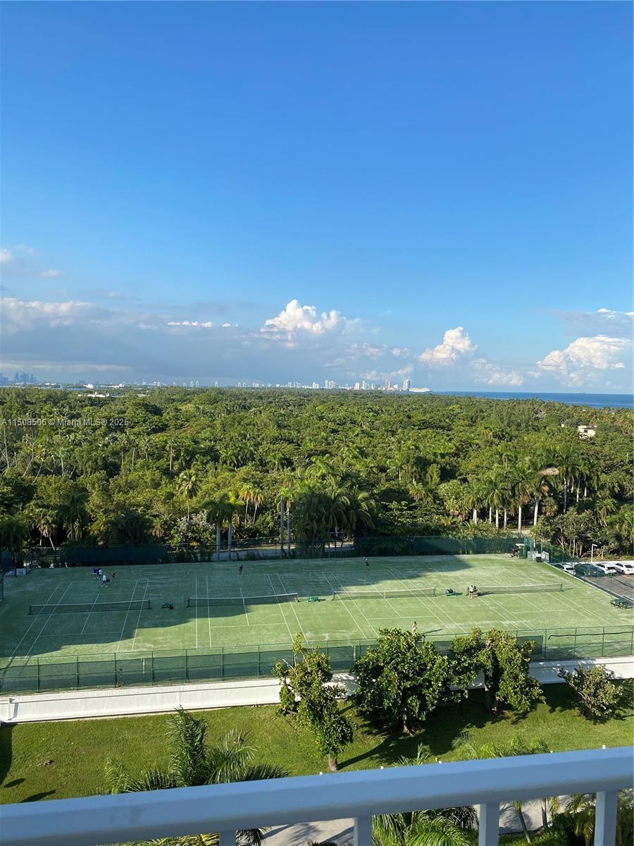 Rental Property at 199 Ocean Lane Dr 1112, Key Biscayne, Miami-Dade County, Florida - Bedrooms: 2 
Bathrooms: 2  - $7,500 MO.