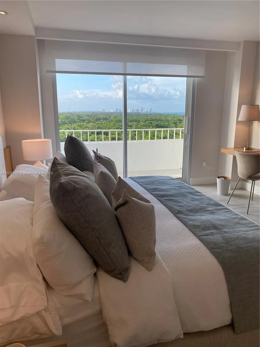 Key Biscayne, Florida 33149, United States, 2 Bedrooms Bedrooms, ,2 BathroomsBathrooms,Residential,Active,67419