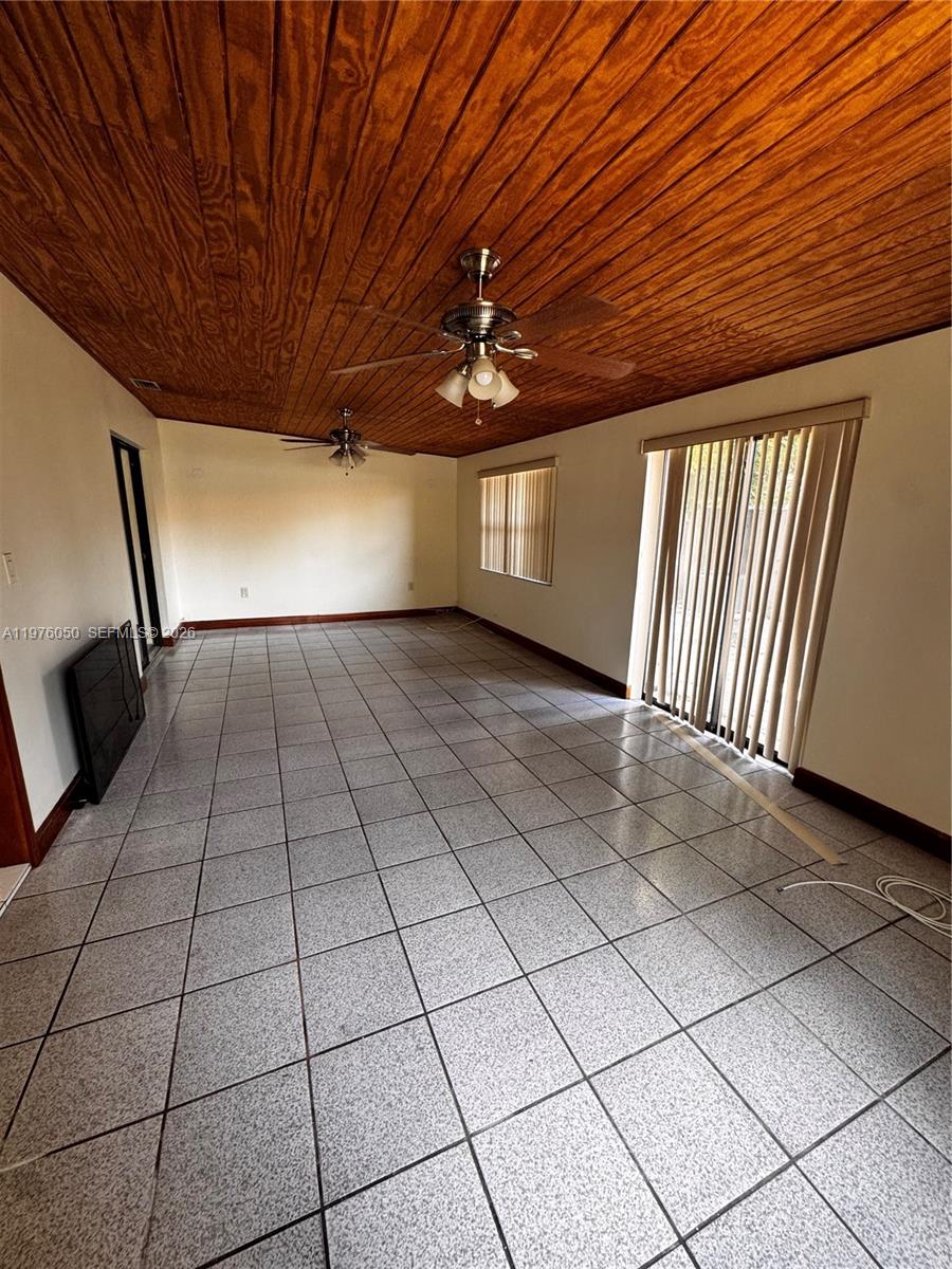 2ND AMEND TO HALF MOON VI - Residential Lease