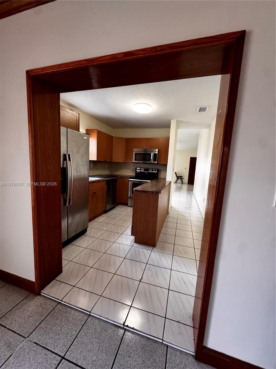 2ND AMEND TO HALF MOON VI - Residential Lease