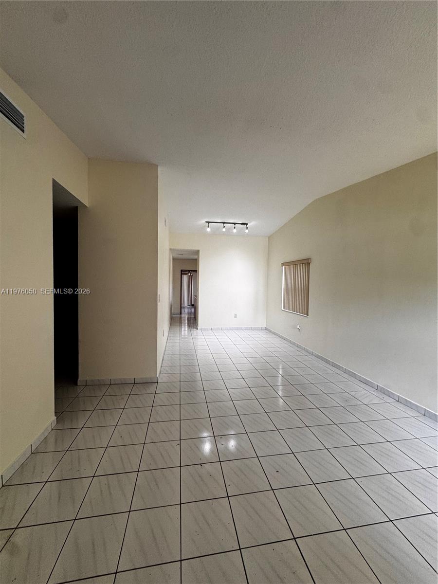 2ND AMEND TO HALF MOON VI - Residential Lease