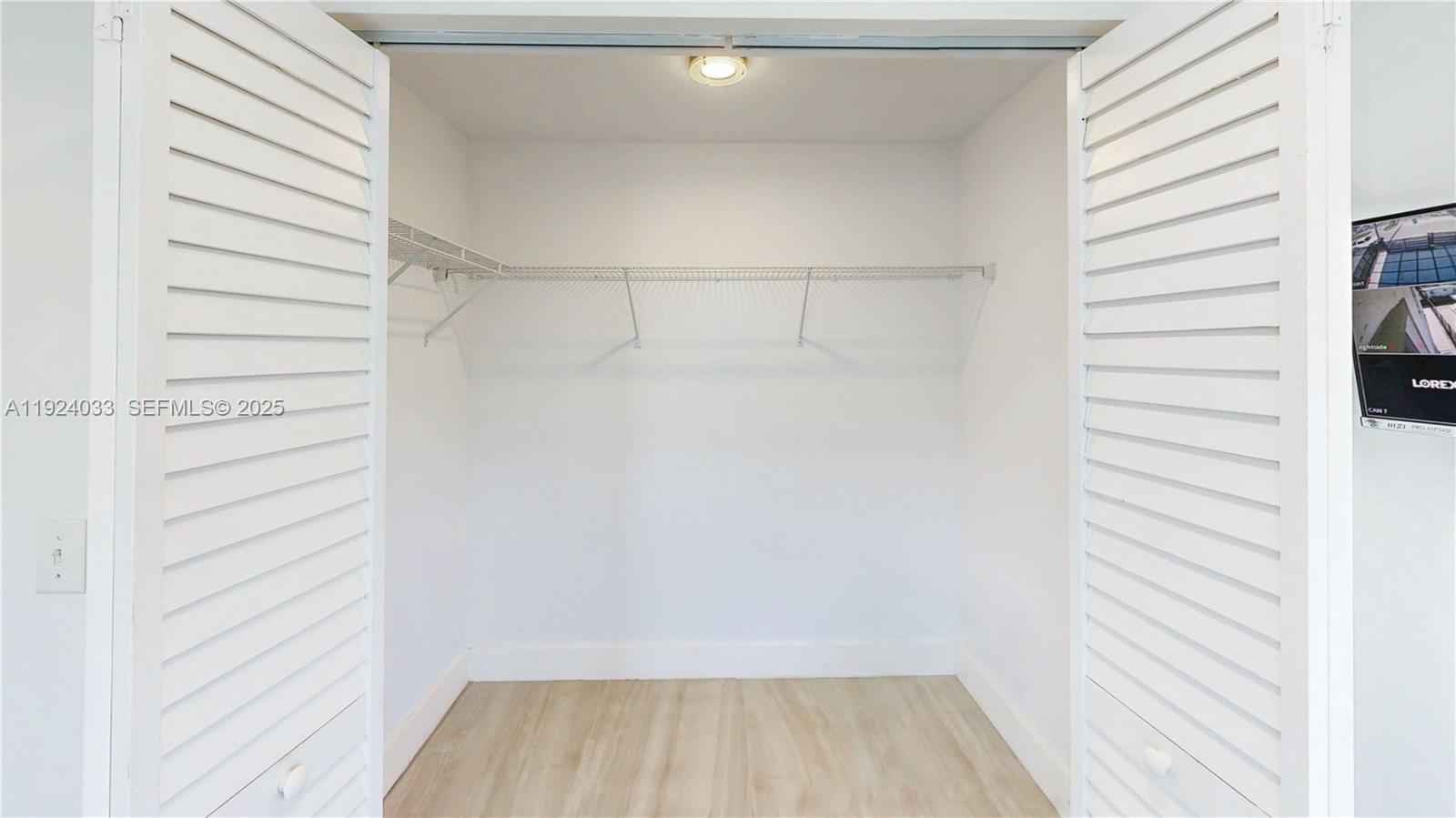 LIBERTY CITY - Residential