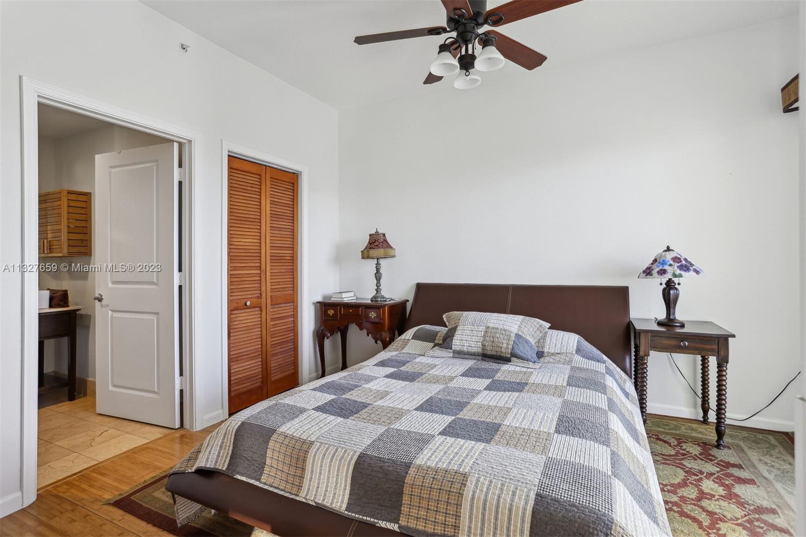 Ten Aragon Association - Residential