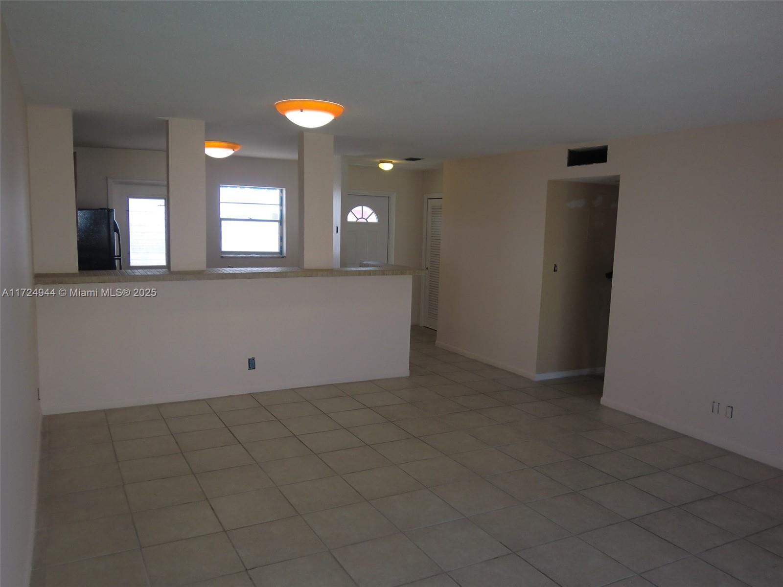 MEADOWBROOK TOWERS CONDO - Residential