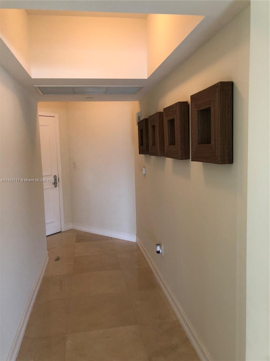 TURNBERRY VILLAGE SO TOWE - Residential