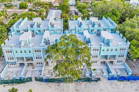 824 SE 12th Ct Fort Lauderdale FL 33316