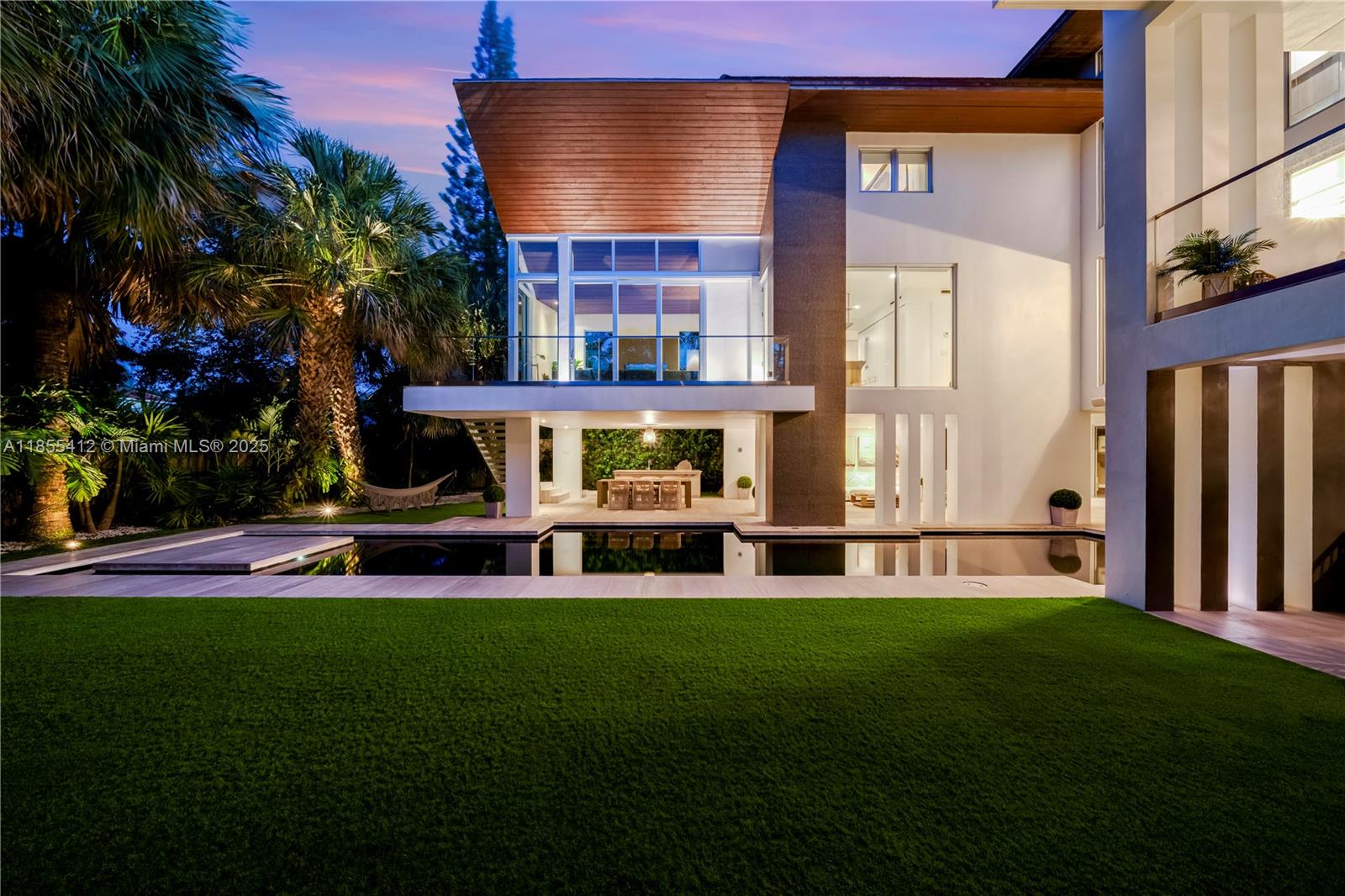 TROPICAL ISLE HOMES SUB 2N - Residential