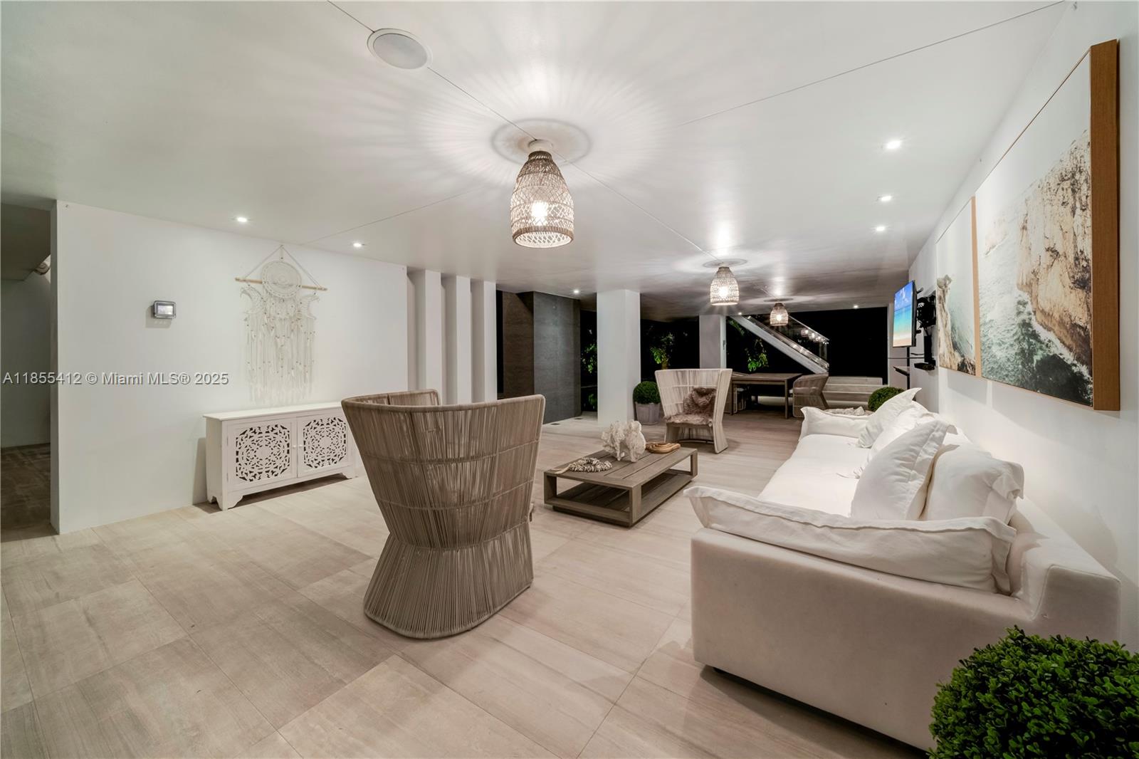 TROPICAL ISLE HOMES SUB 2N - Residential