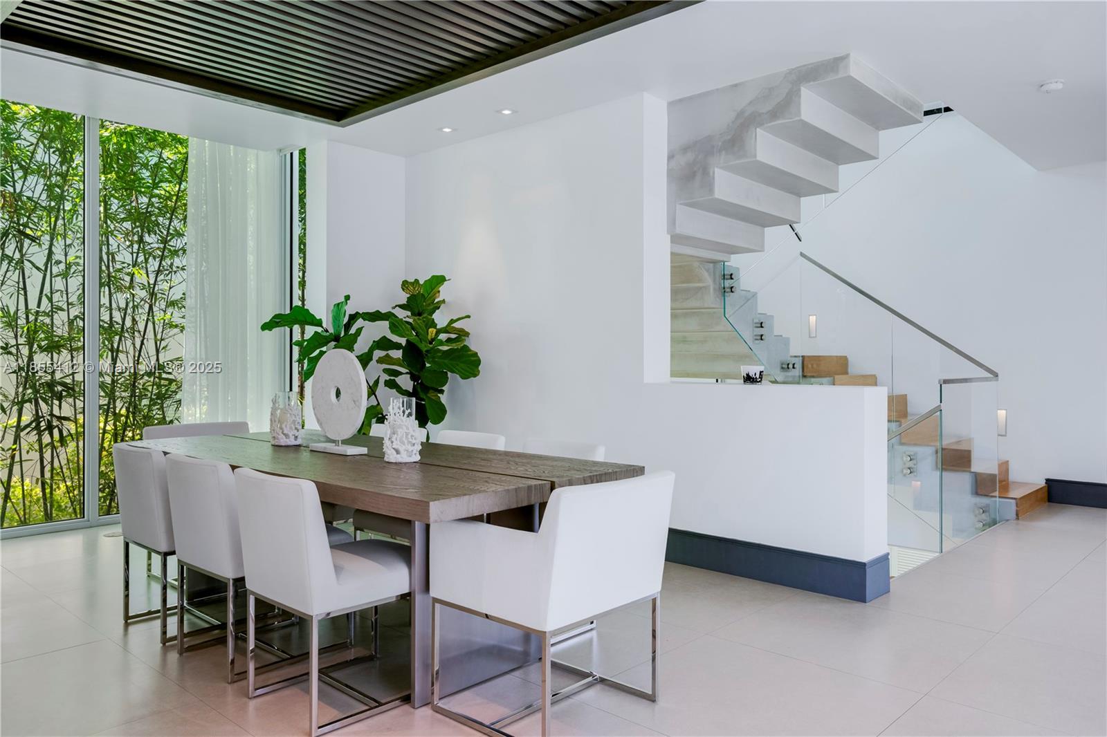 TROPICAL ISLE HOMES SUB 2N - Residential
