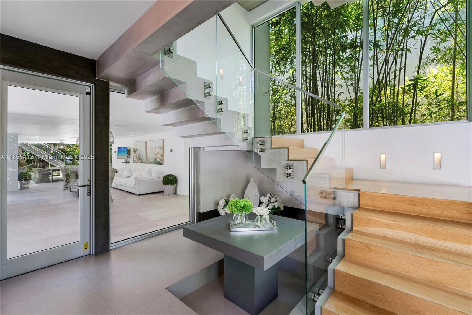 TROPICAL ISLE HOMES SUB 2N - Residential