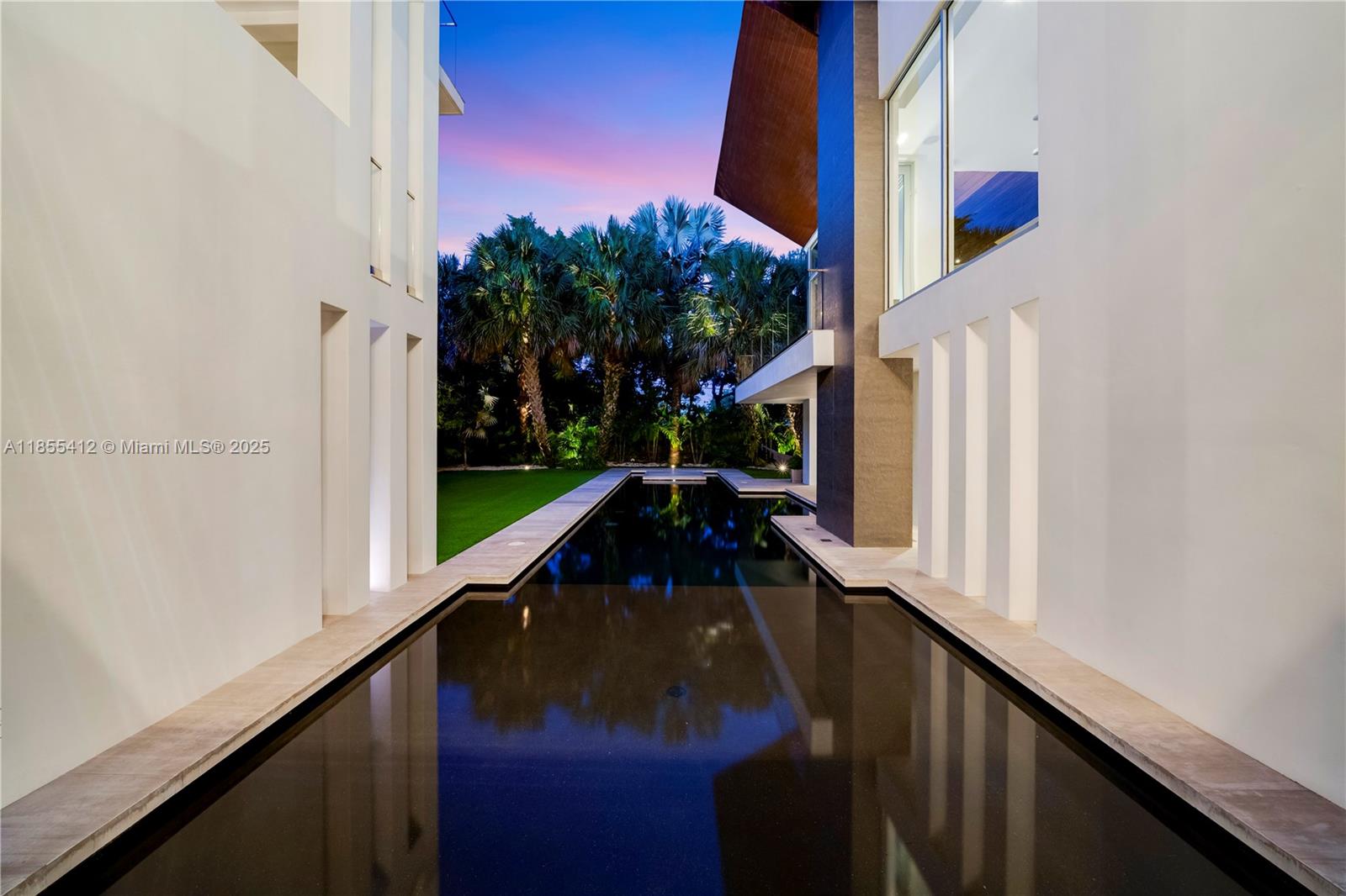 TROPICAL ISLE HOMES SUB 2N - Residential
