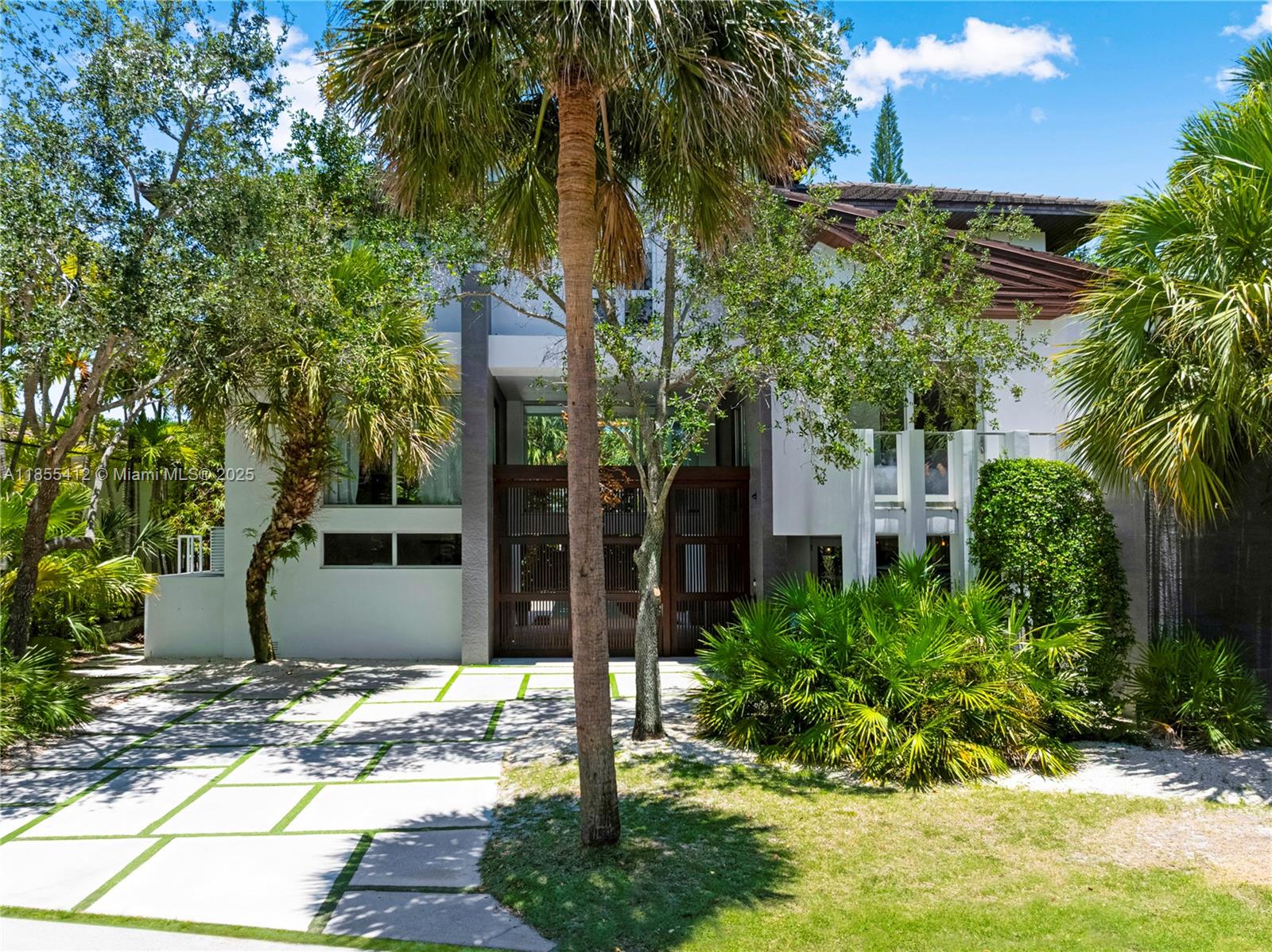 TROPICAL ISLE HOMES SUB 2N - Residential