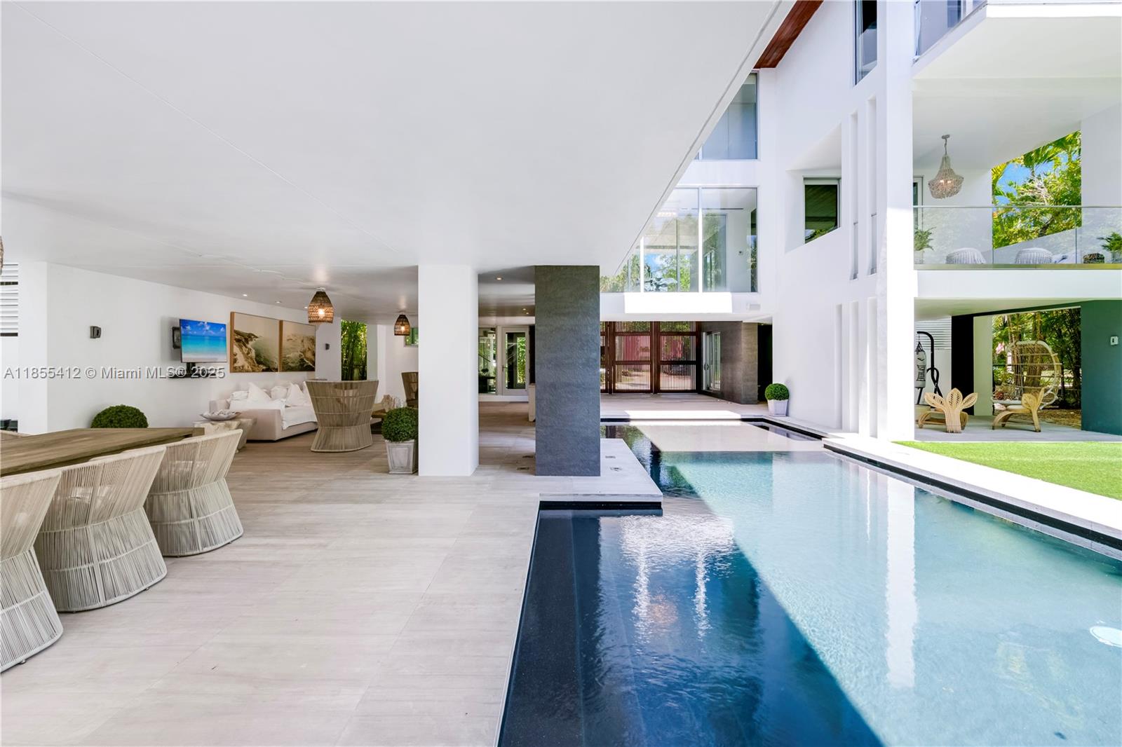 TROPICAL ISLE HOMES SUB 2N - Residential