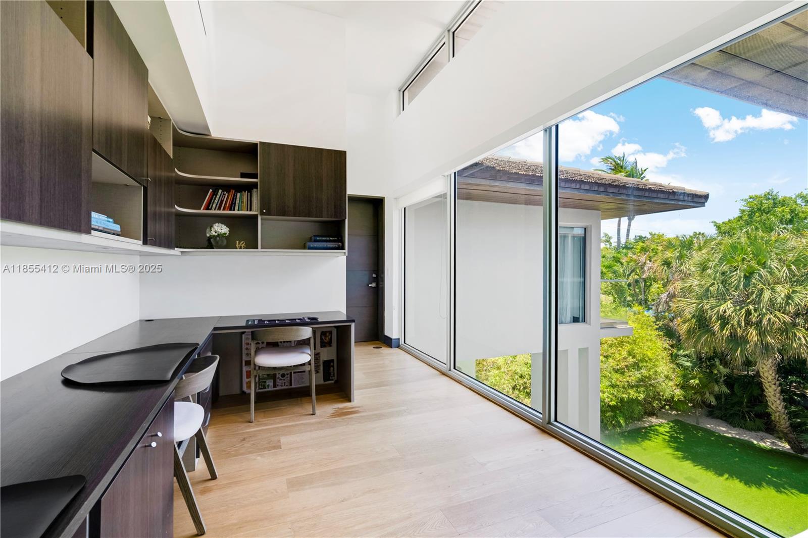 TROPICAL ISLE HOMES SUB 2N - Residential