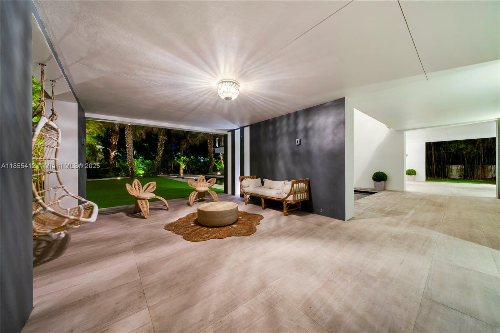 TROPICAL ISLE HOMES SUB 2N - Residential
