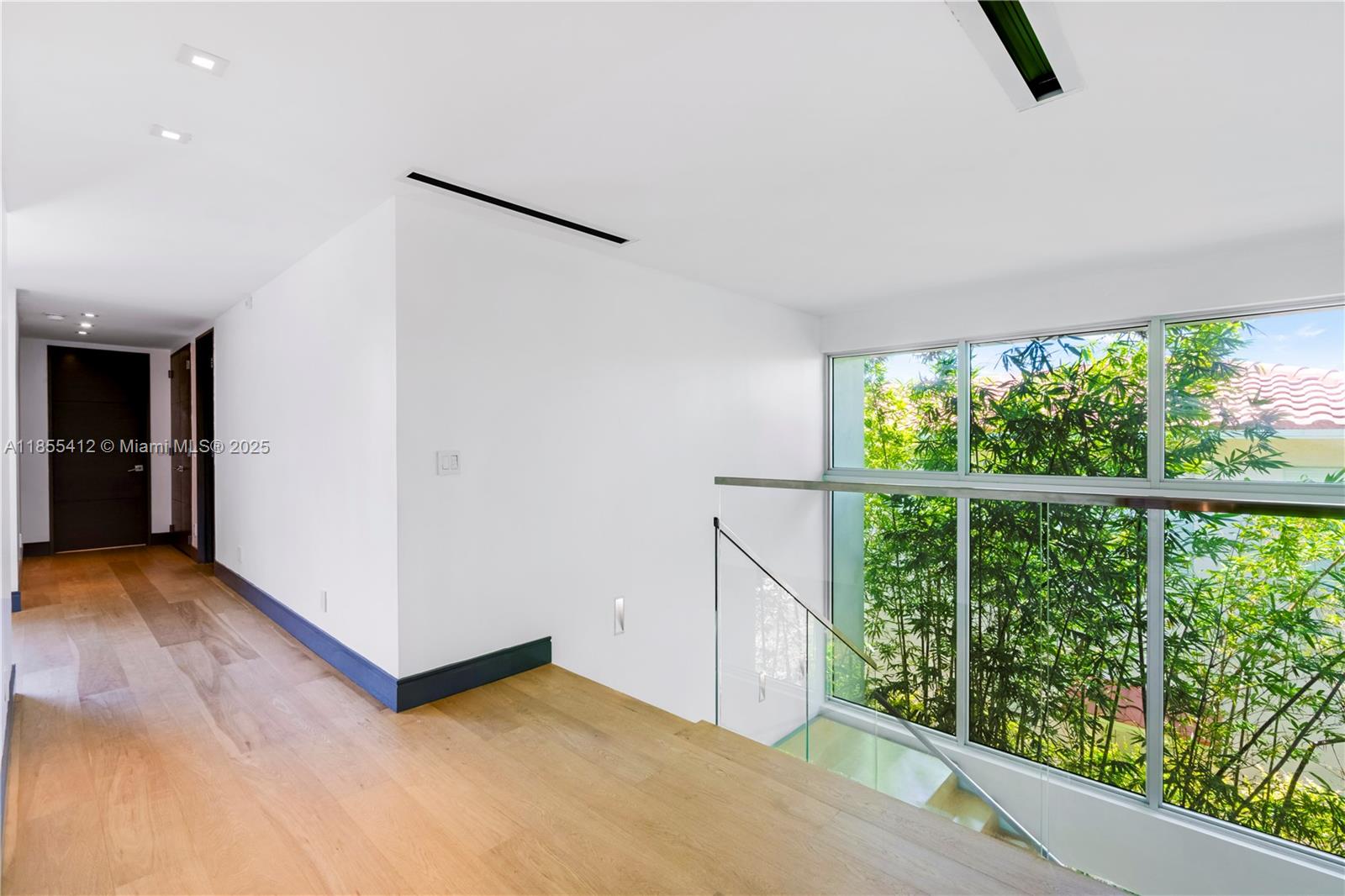 TROPICAL ISLE HOMES SUB 2N - Residential