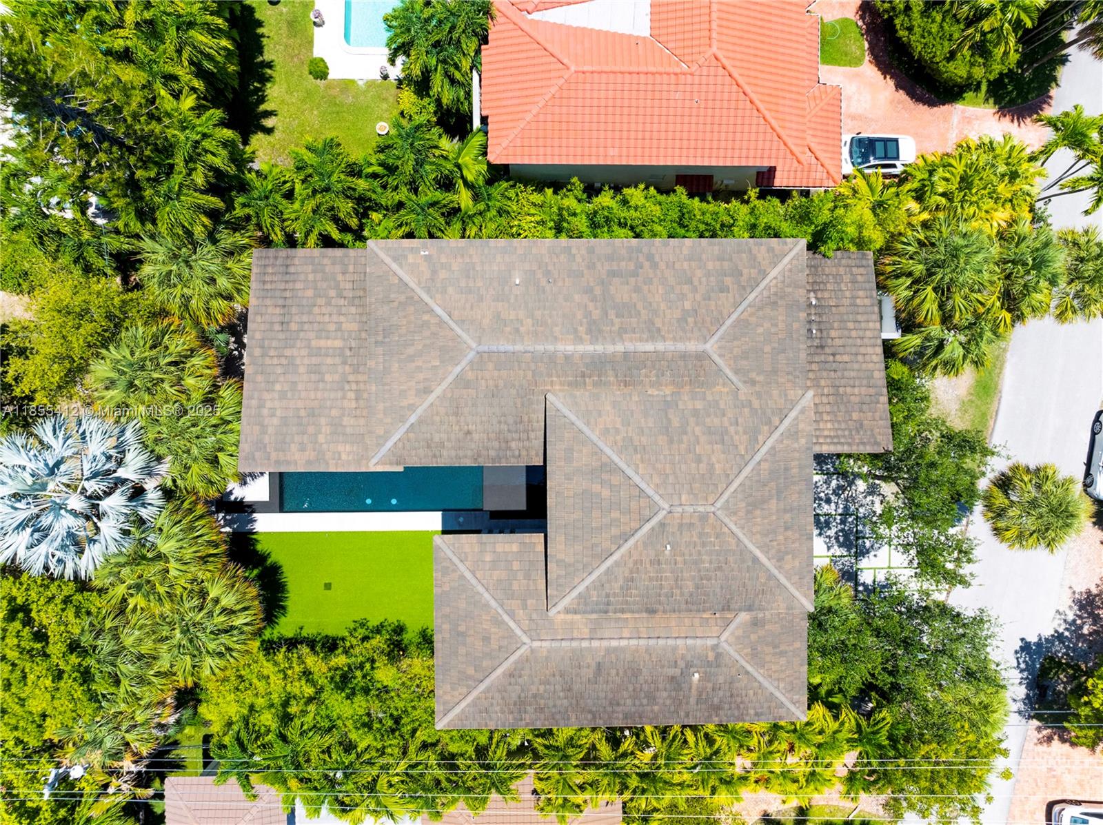 TROPICAL ISLE HOMES SUB 2N - Residential