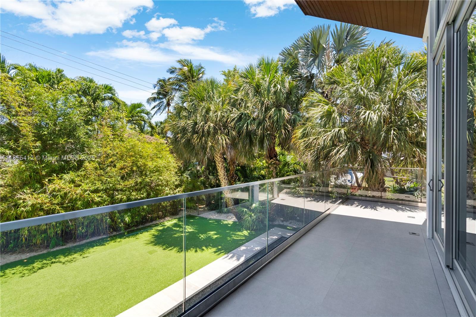 TROPICAL ISLE HOMES SUB 2N - Residential