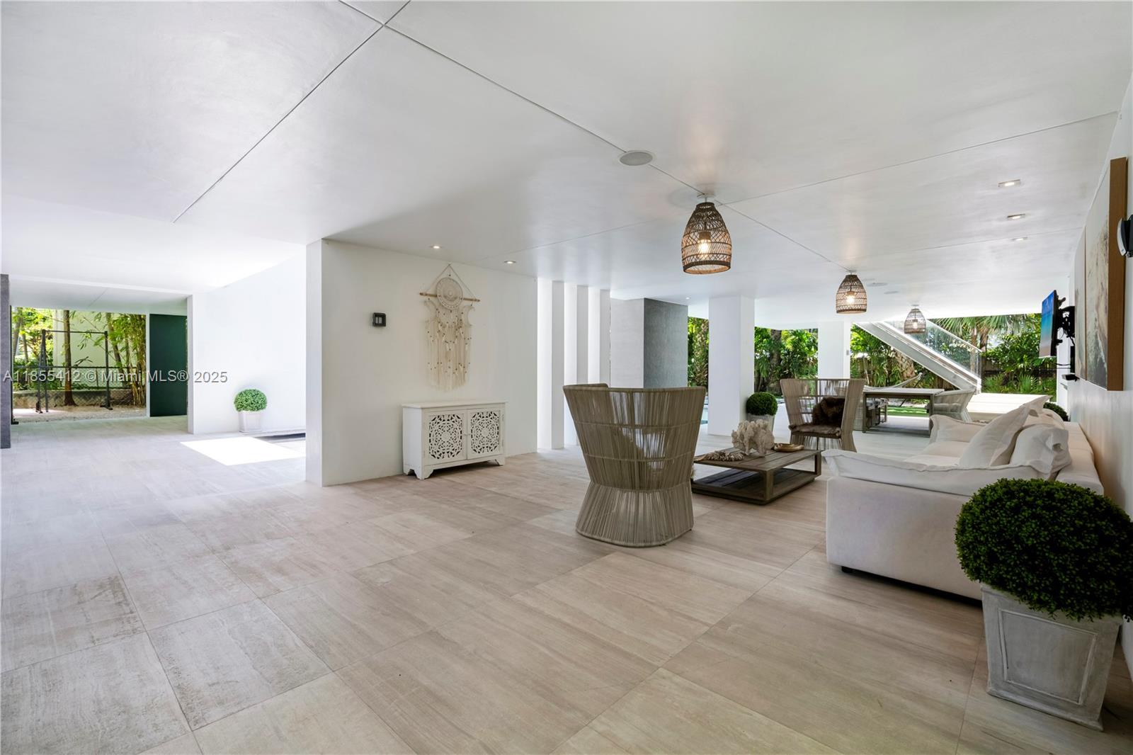 TROPICAL ISLE HOMES SUB 2N - Residential