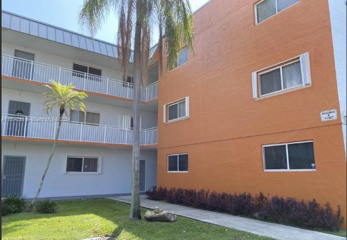 CARIBBEAN GARDENS CONDO - Residential Lease
