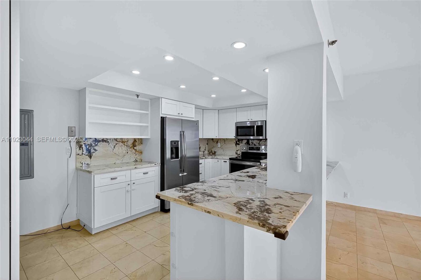 BRICKELL KEY ONE - Residential