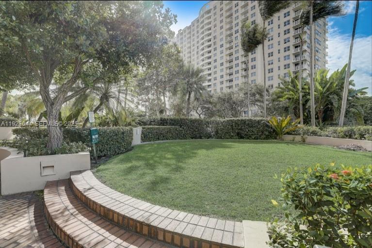 BRICKELL KEY ONE - Residential