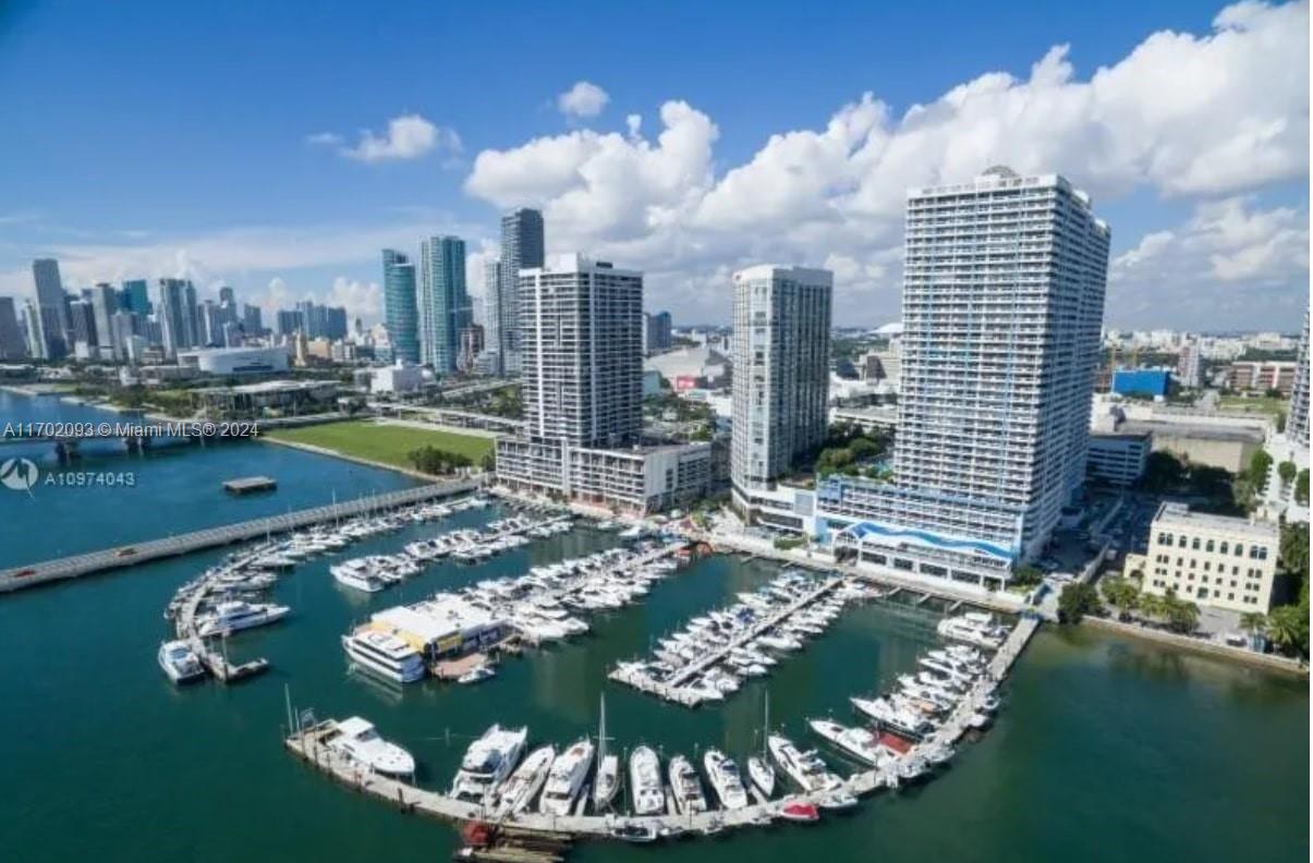 VENETIA CONDO - Residential