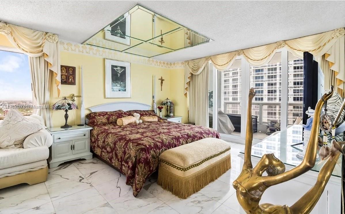 VENETIA CONDO - Residential