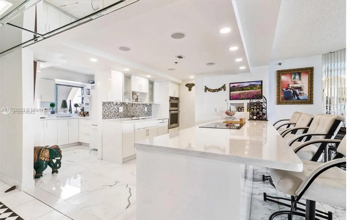 VENETIA CONDO - Residential