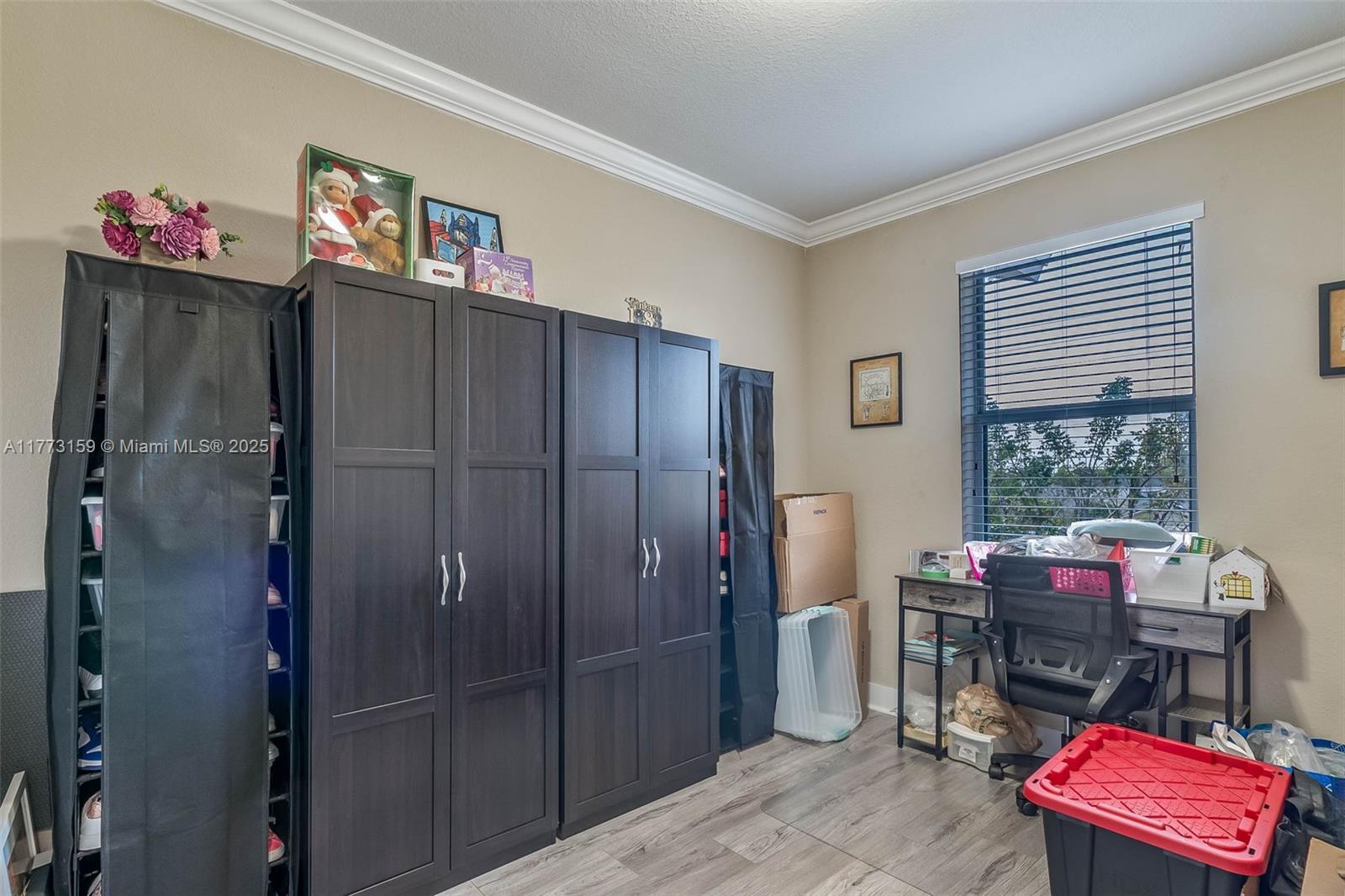 TOWNHOMES ON COCONUT PALM - Residential