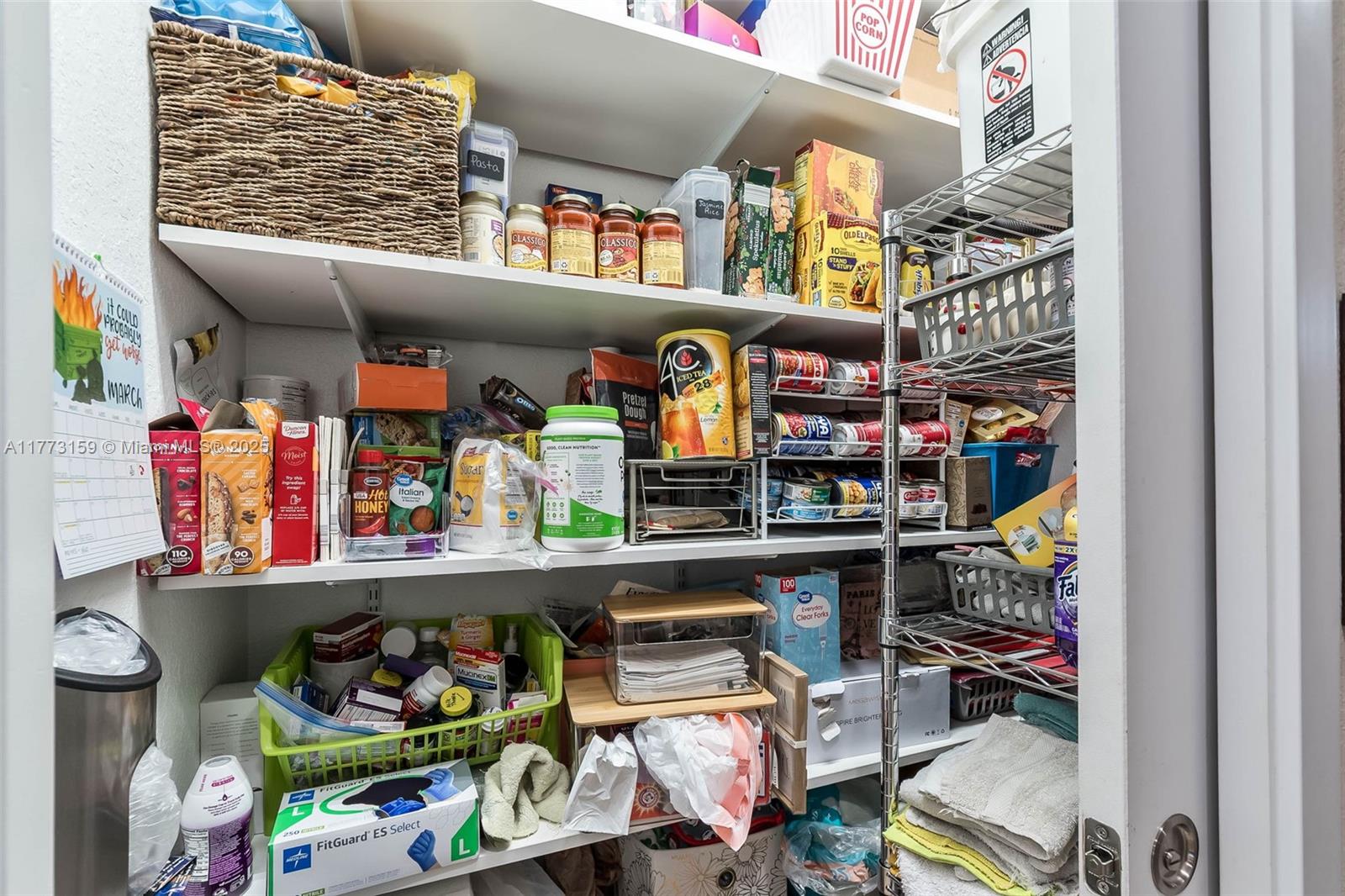 TOWNHOMES ON COCONUT PALM - Residential