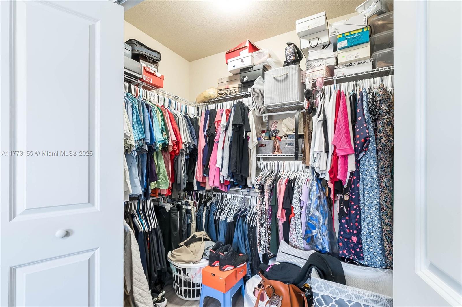 TOWNHOMES ON COCONUT PALM - Residential