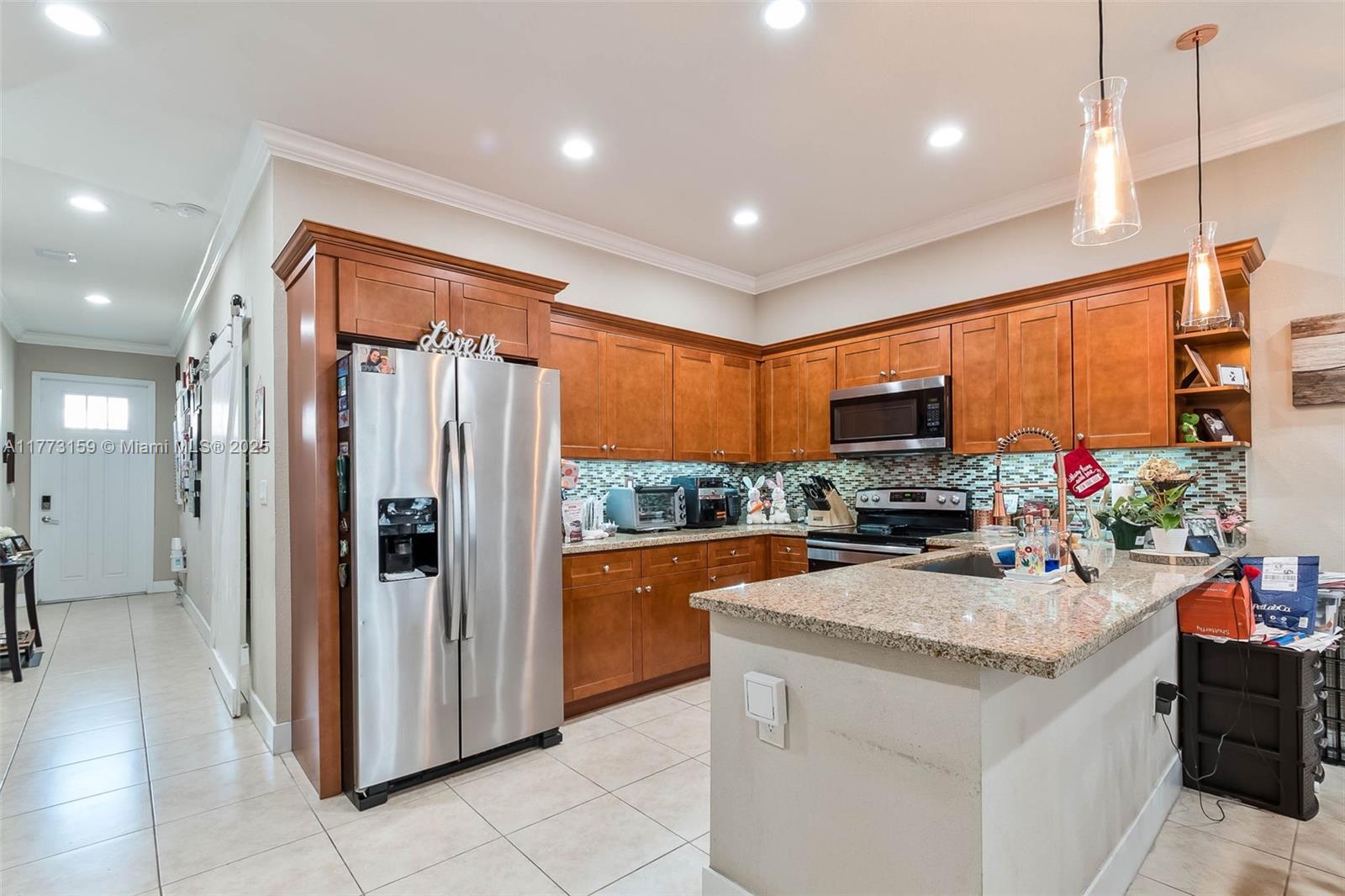 TOWNHOMES ON COCONUT PALM - Residential