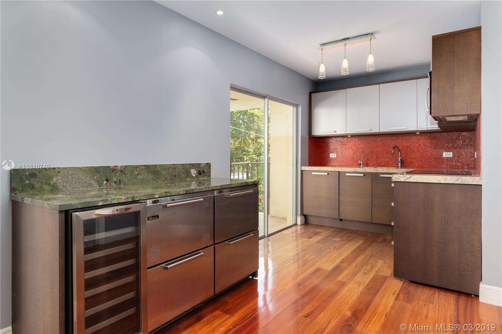 ROYAL PALM VILLAS CONDO - Residential Lease