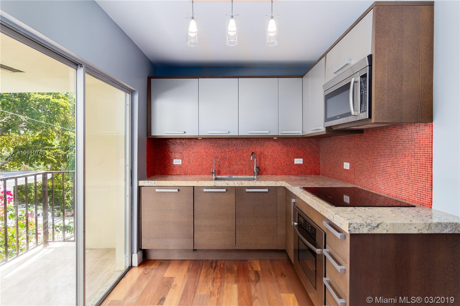 ROYAL PALM VILLAS CONDO - Residential Lease