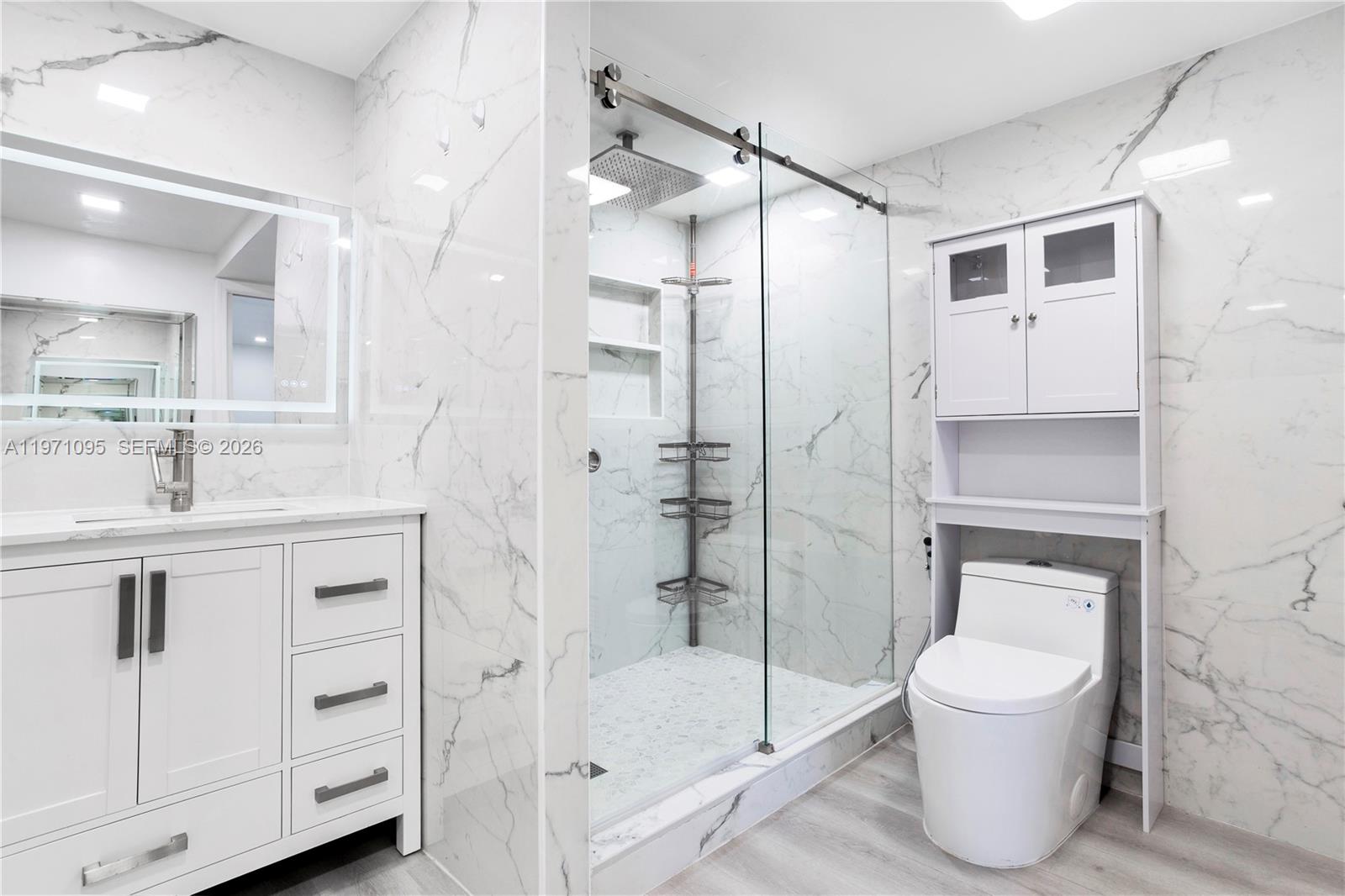 SUNRISE LAKES 158 CONDO - Residential