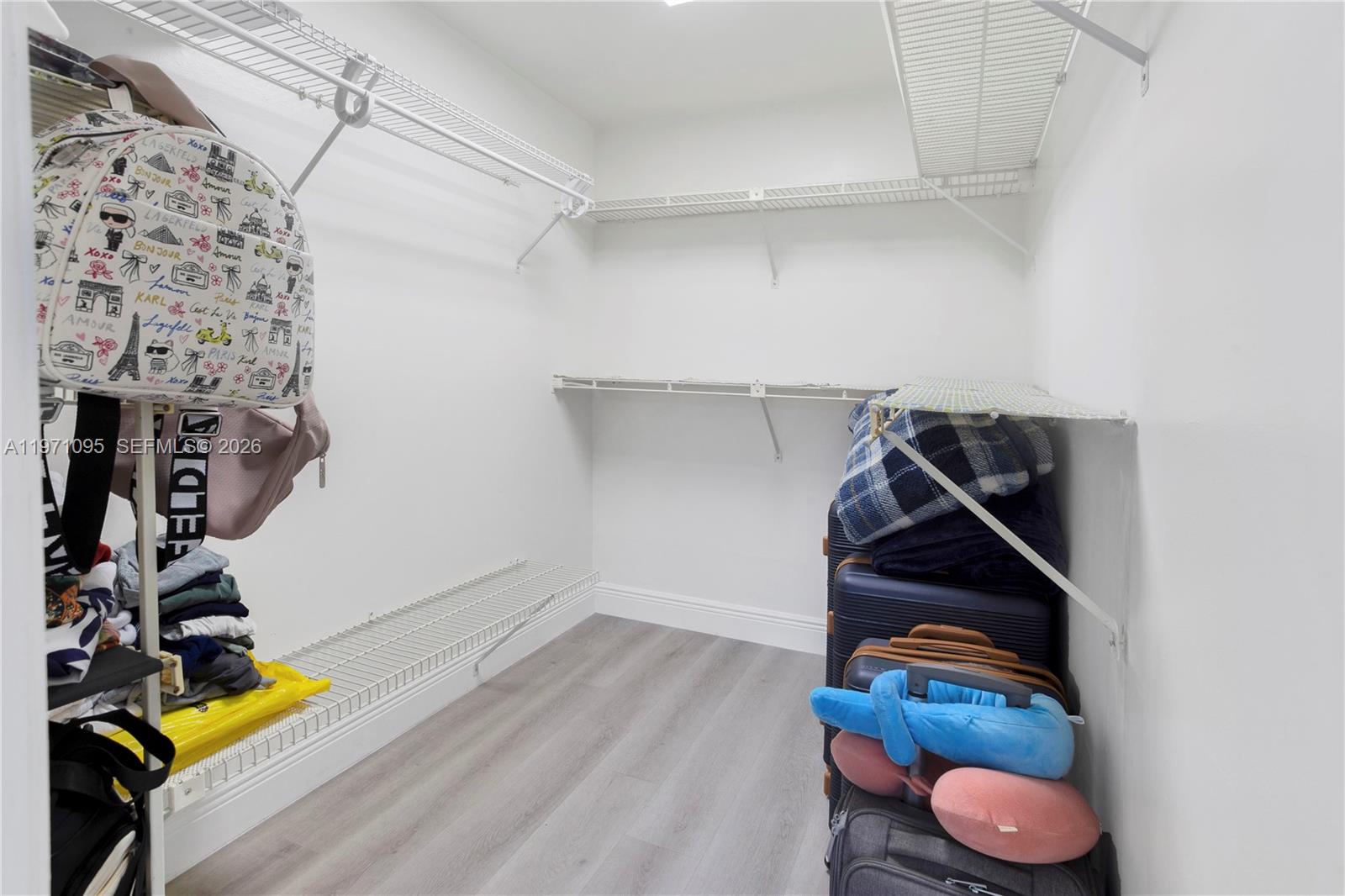 SUNRISE LAKES 158 CONDO - Residential