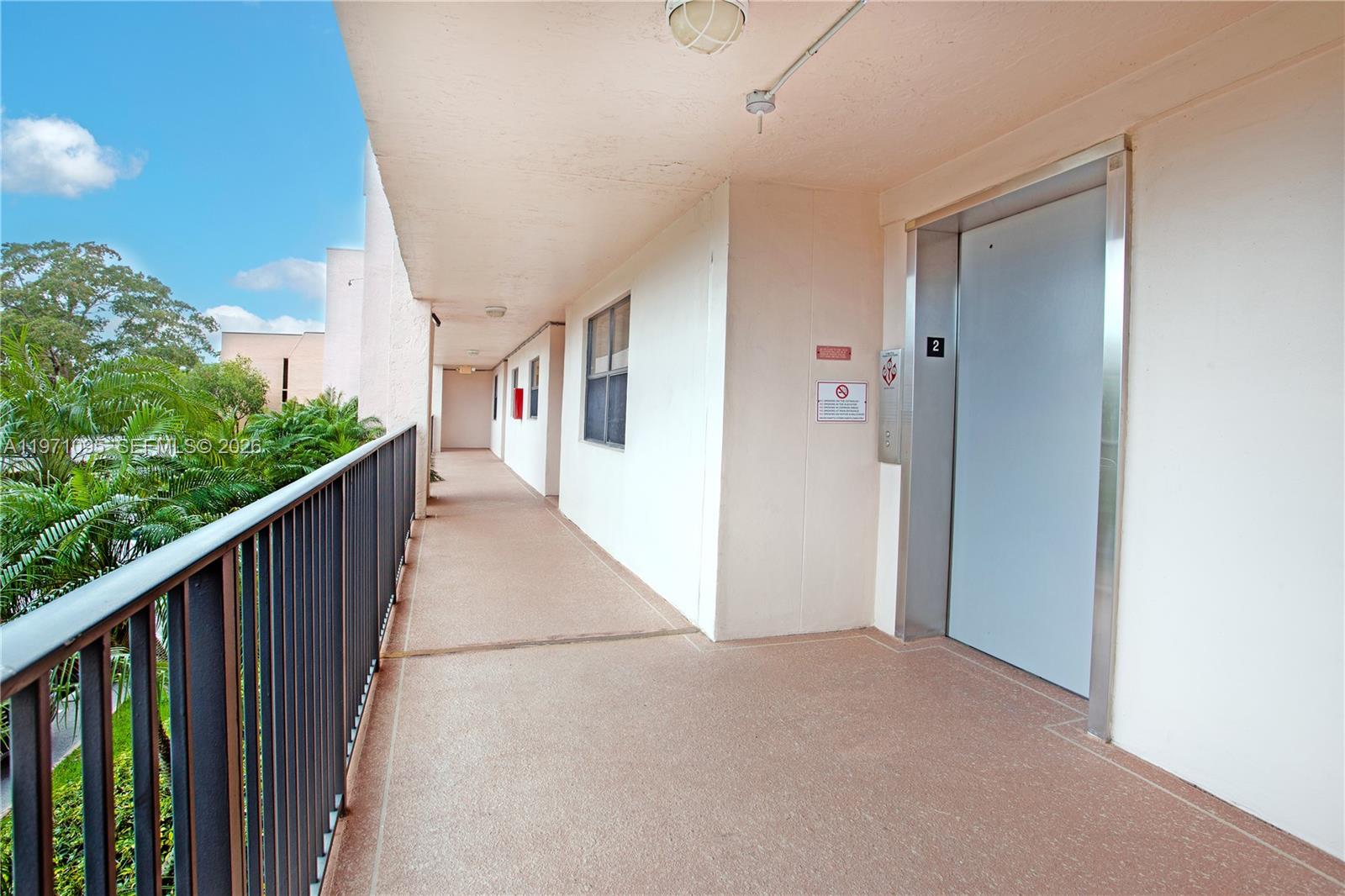 10207 Sunrise Lakes Blvd 204