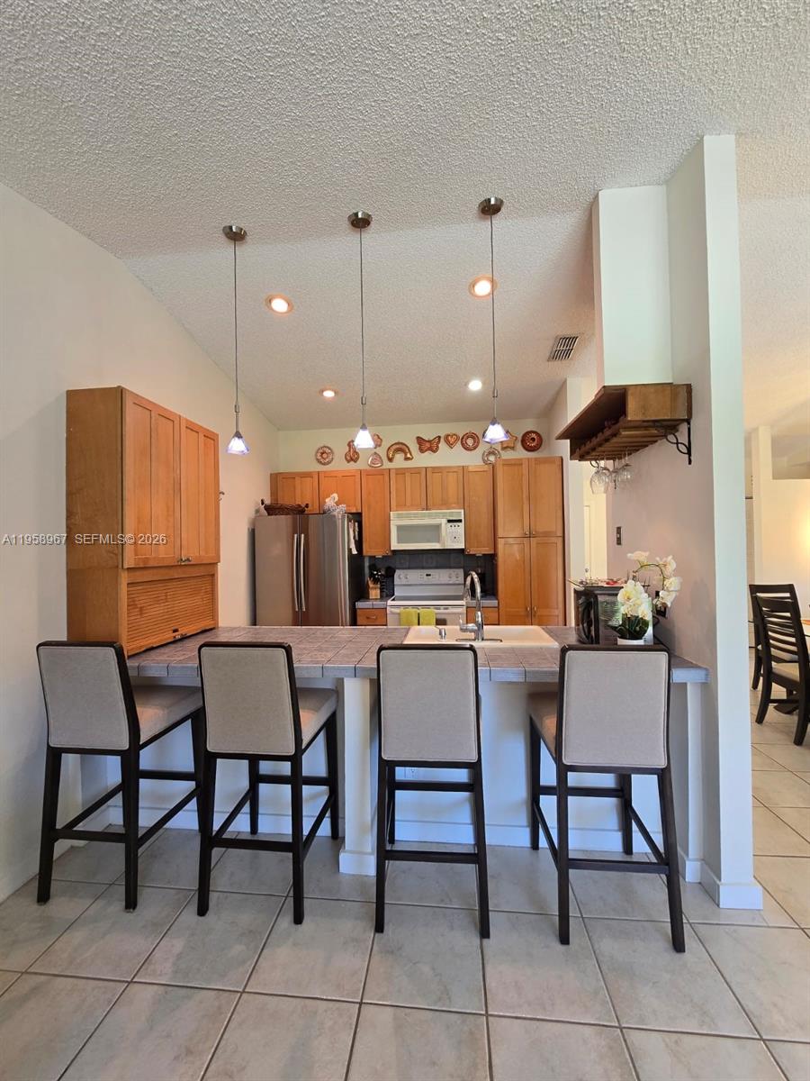 BOYNTON LAKES 3 - Residential