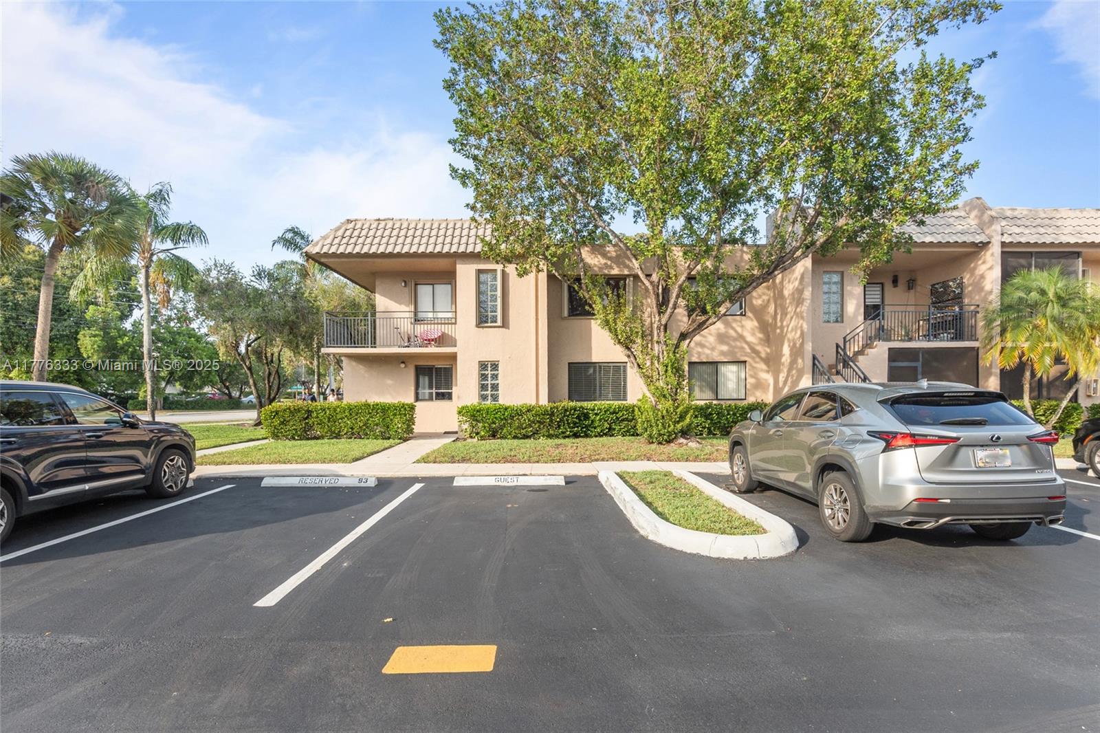Property for Sale at 340 Racquet Club Rd 201, Weston, Broward County, Florida - Bedrooms: 2 
Bathrooms: 2  - $309,000