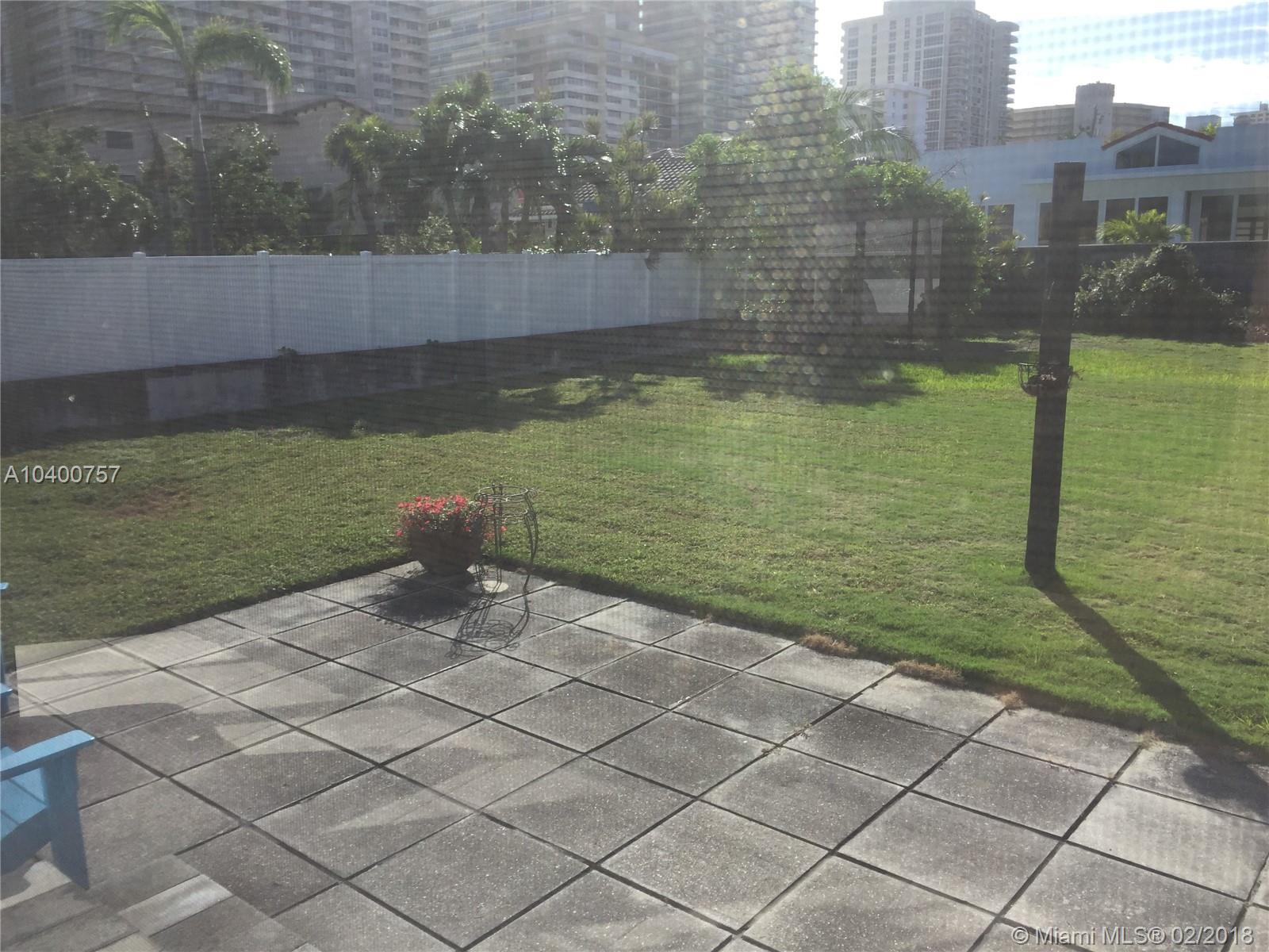 LAUDERDALE SURF & YACHT E - Residential Lease