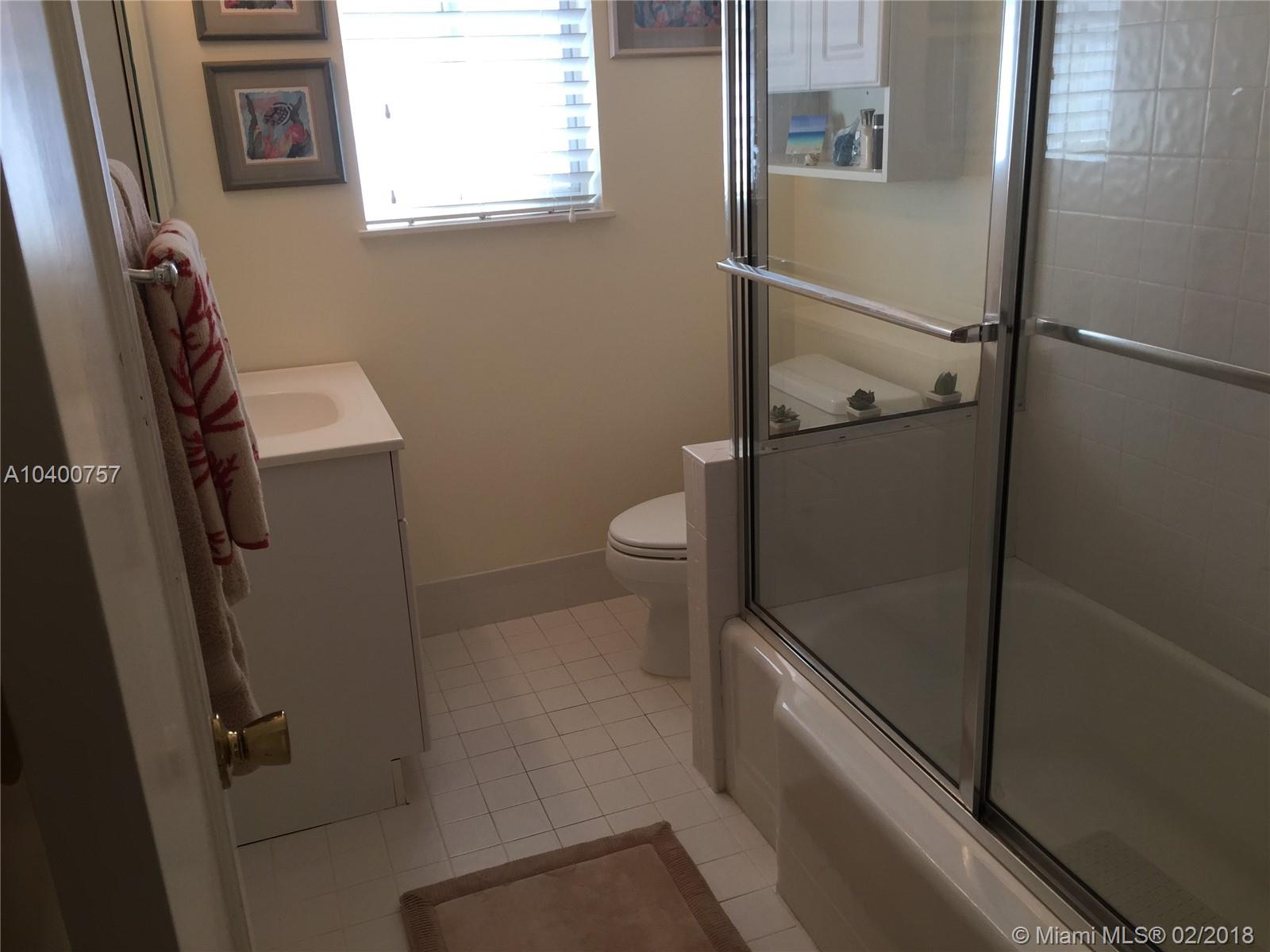 LAUDERDALE SURF & YACHT E - Residential Lease