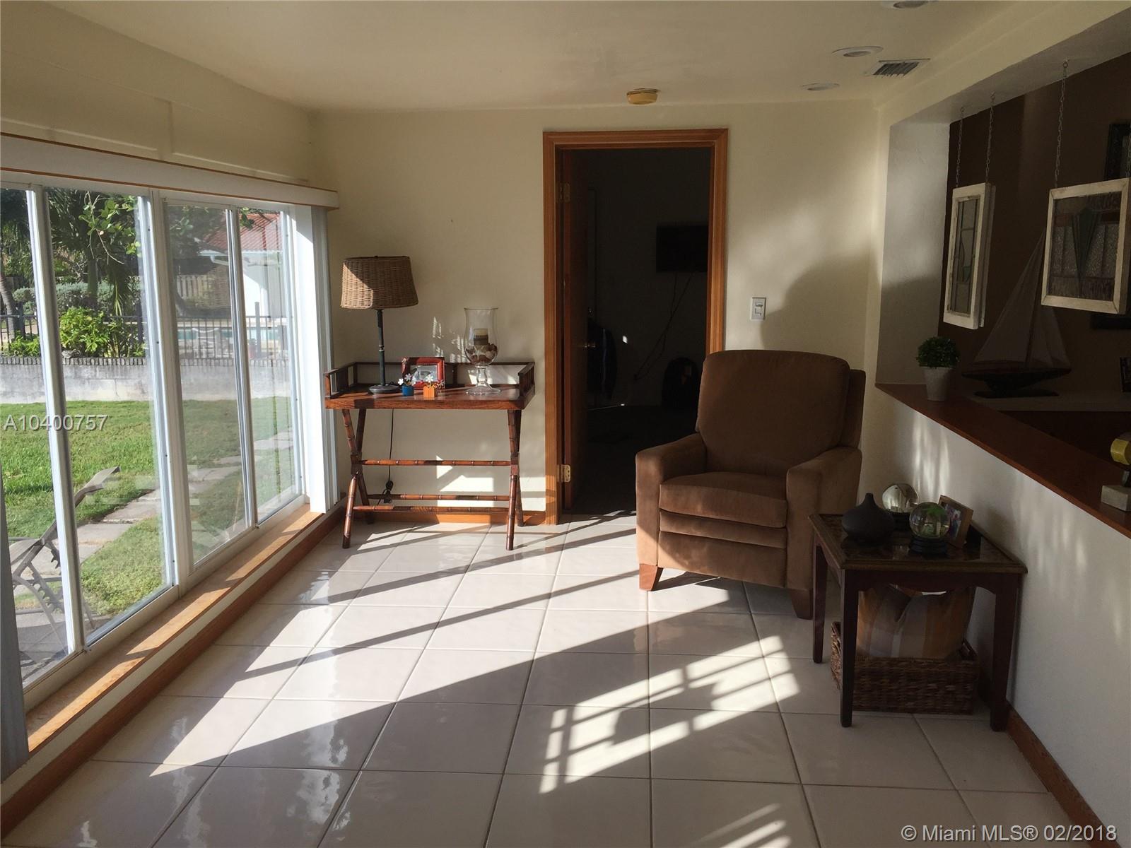 LAUDERDALE SURF & YACHT E - Residential Lease