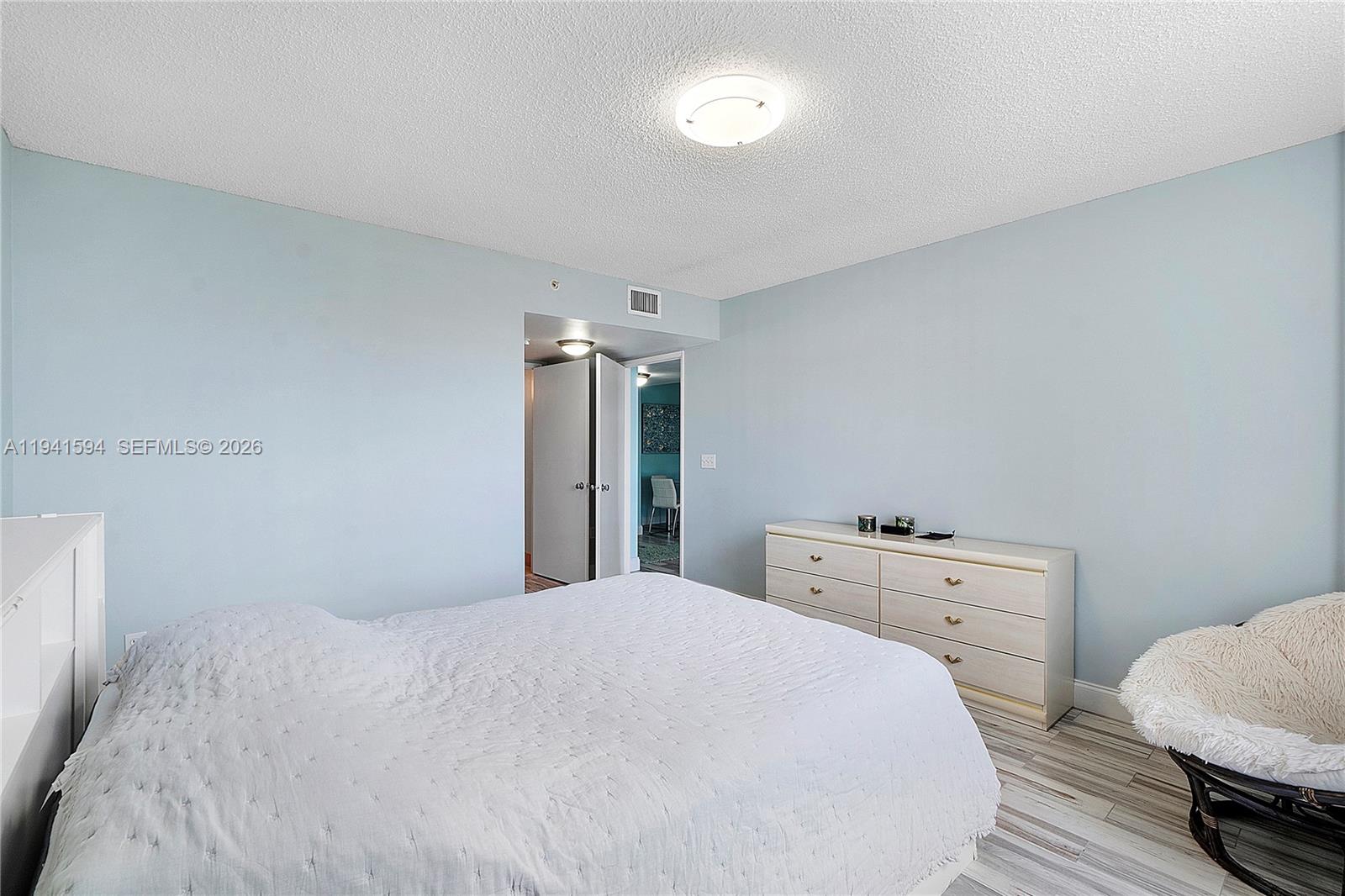 LAS OLAS BY THE RIVER CON - Residential