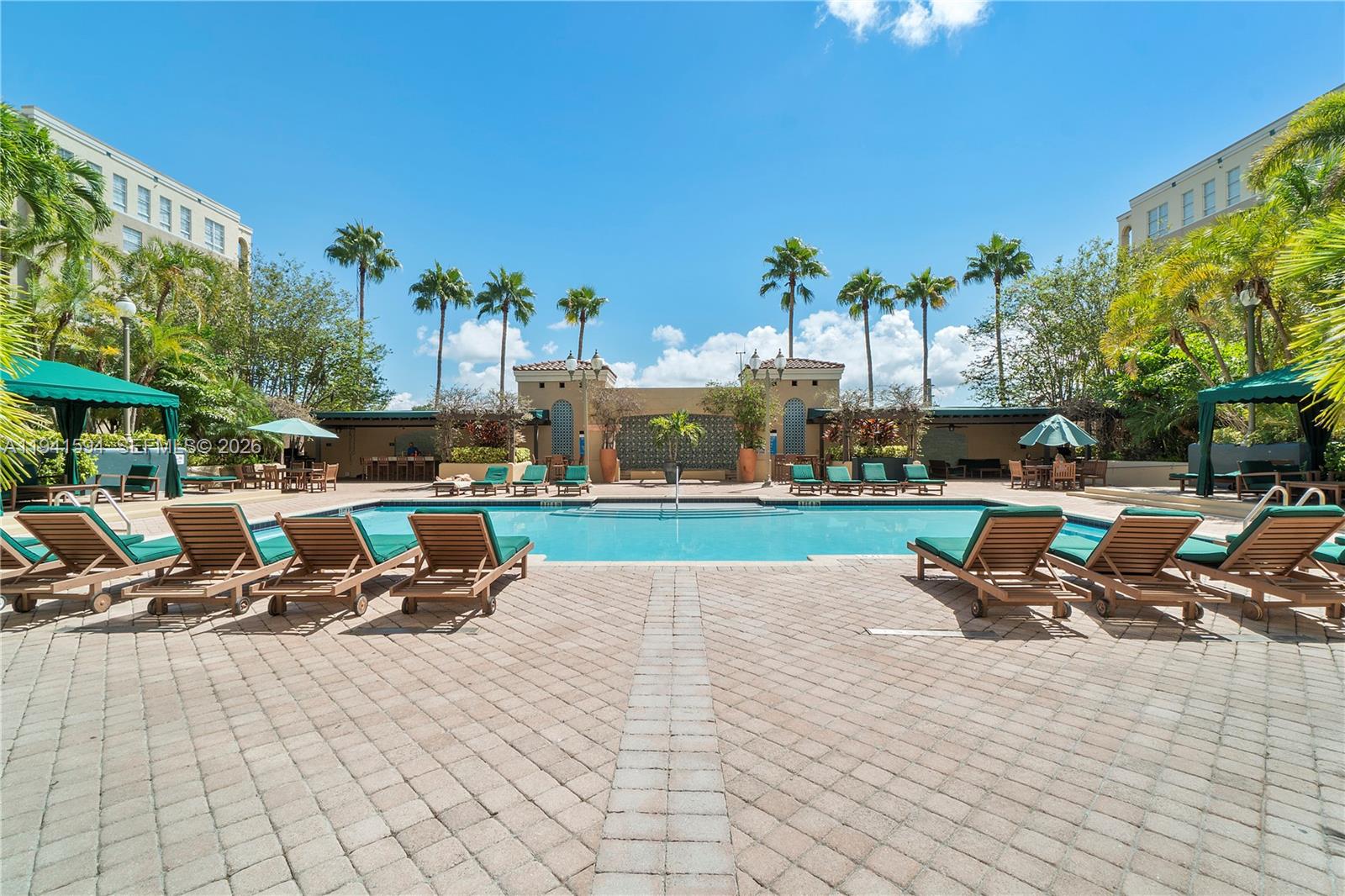 LAS OLAS BY THE RIVER CON - Residential