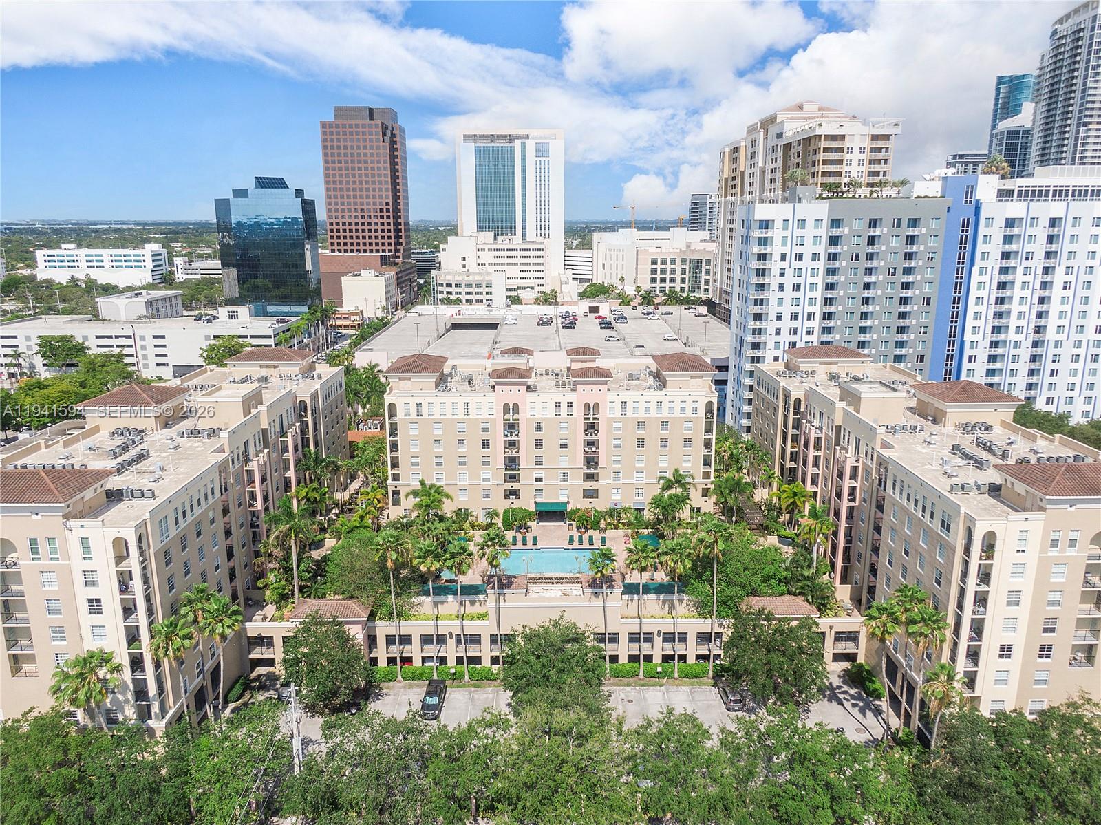 LAS OLAS BY THE RIVER CON - Residential