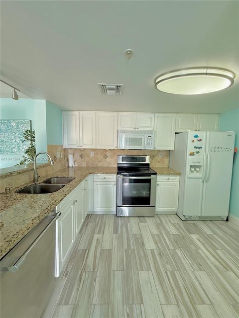 520 SE 5th Ave 2512 Fort Lauderdale FL 33301