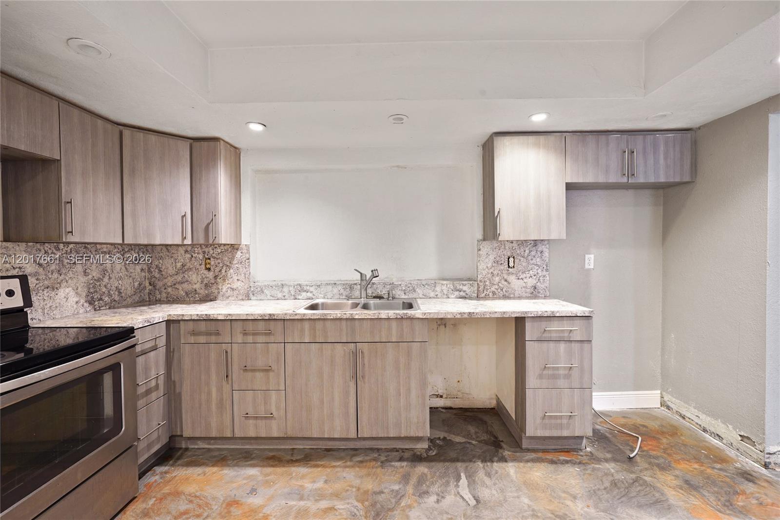 MIRAMAR PARK FIRST ADD - Residential