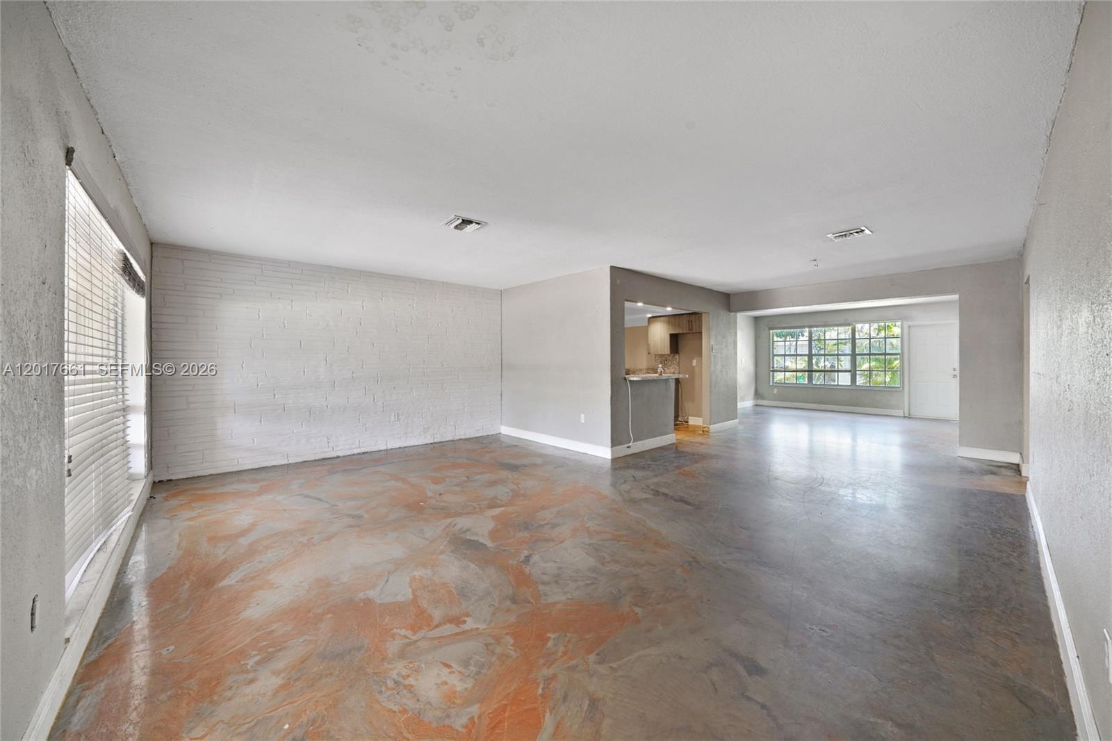 7773 Biltmore Blvd